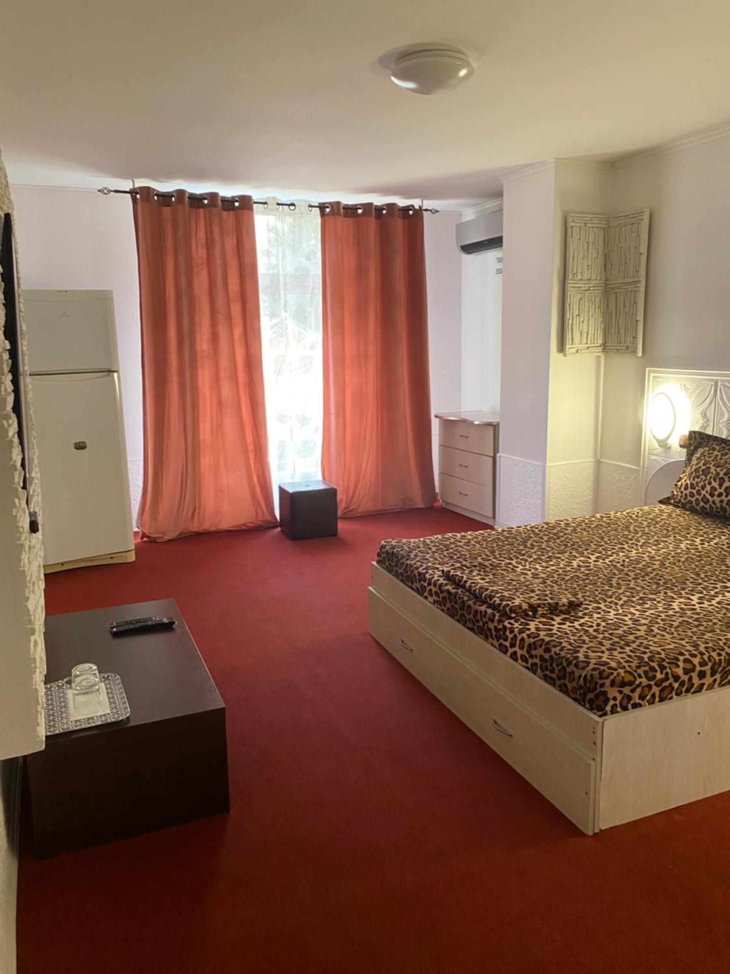 Karra Hotels Voluntari Zewnętrze zdjęcie